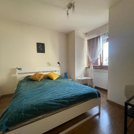 Przystan Dolnych Mlynow Lägenhet Kraków Exteriör bild